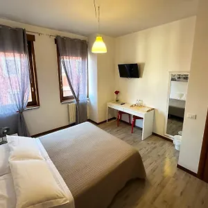 https://bb-alla-casa-di-lucia.hotelinveneto.com